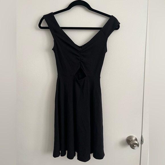 Abercrombie Cut Out Skater Dress - Picture 5 of 6